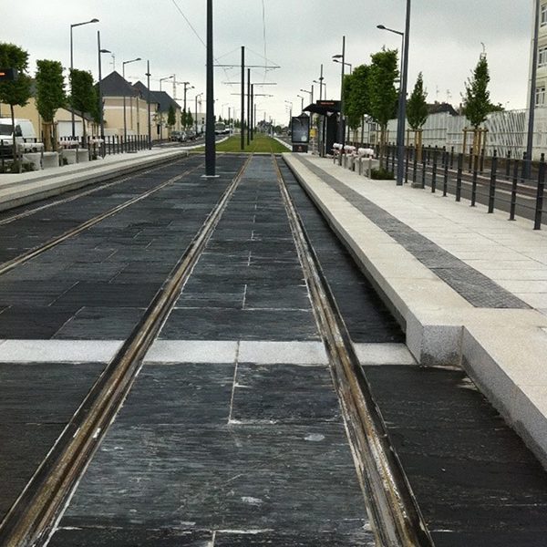 Nettoyage et traitement des sols béton